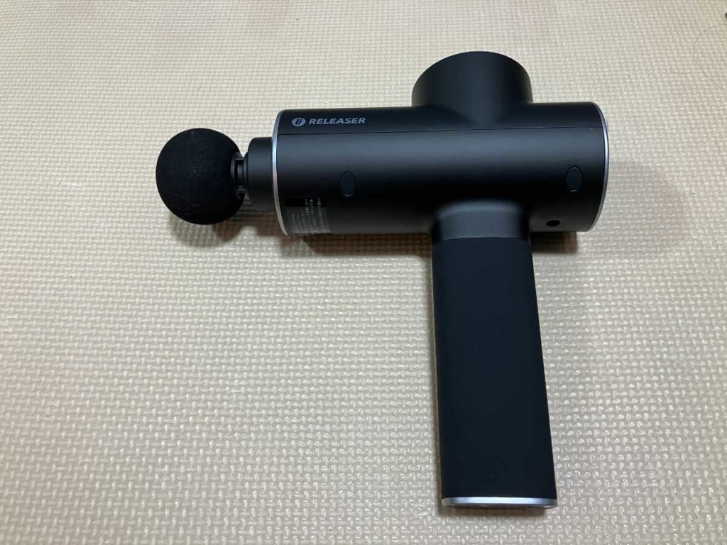 しんちゃん　uFit RELEASER マッサージガン uFit マッサージガン RELEASER】ランナーご用達のセルフケアグッズ